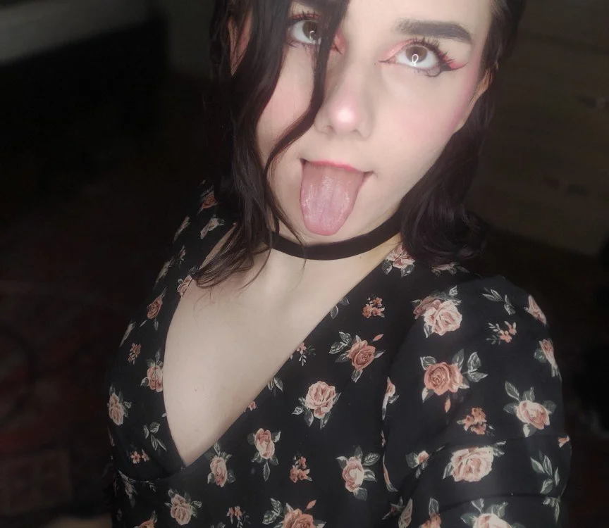 DolleFox's Offline Chat Room
