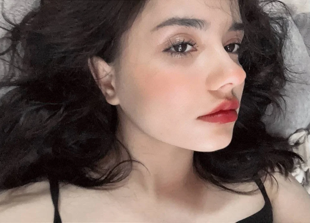 SheenaHarrie's Offline Chat Room