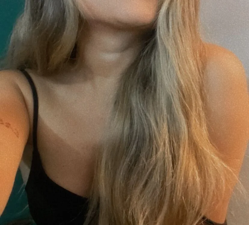 ANNAVIICTORIA_ offline chatrum