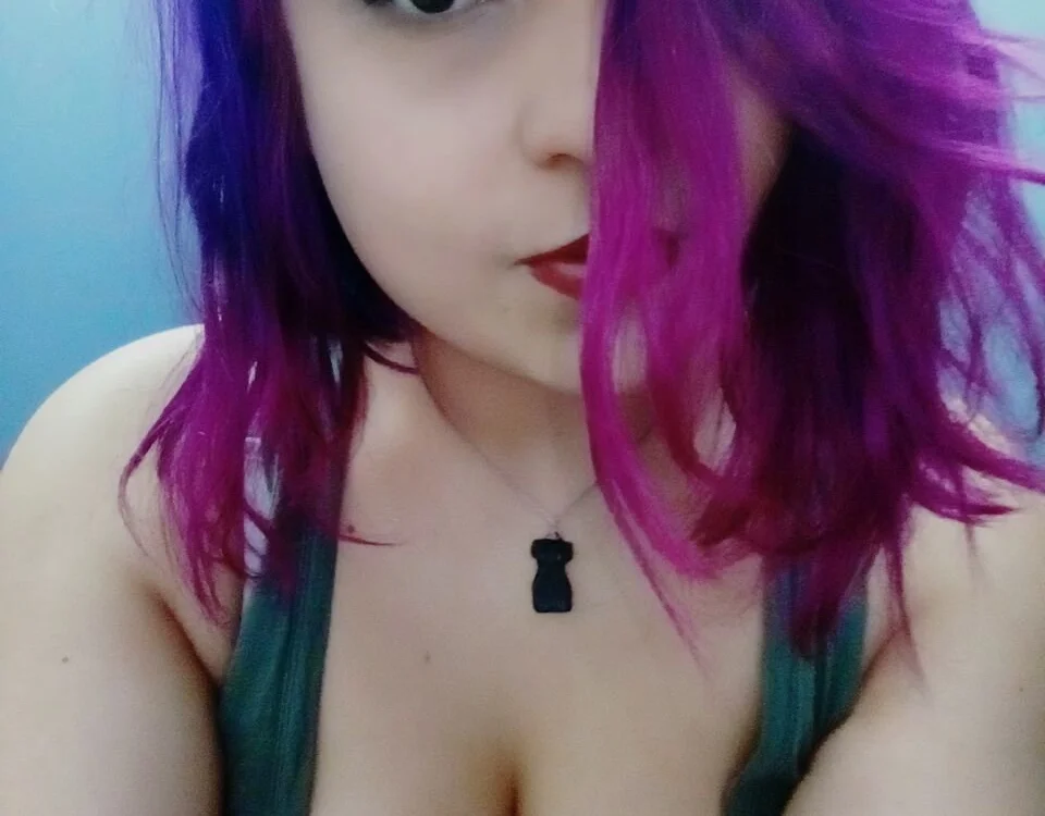 EvaNichols' Offline Chat Room
