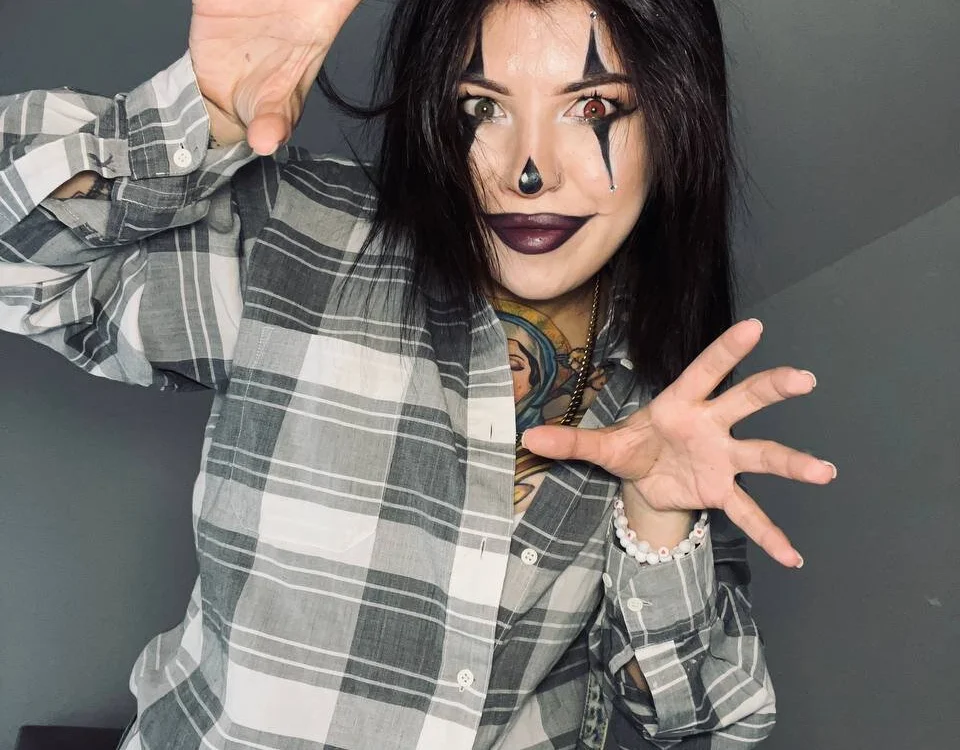 lilly__charming's Offline XXX Chat