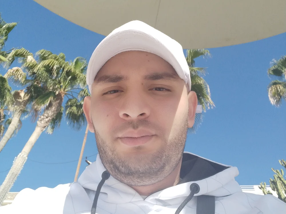 Arabepollon0012 cam model