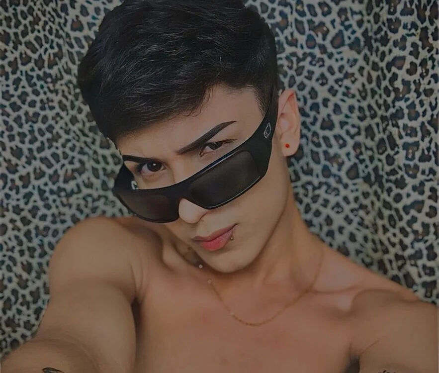 Lucas_Dominguez offline chatrum