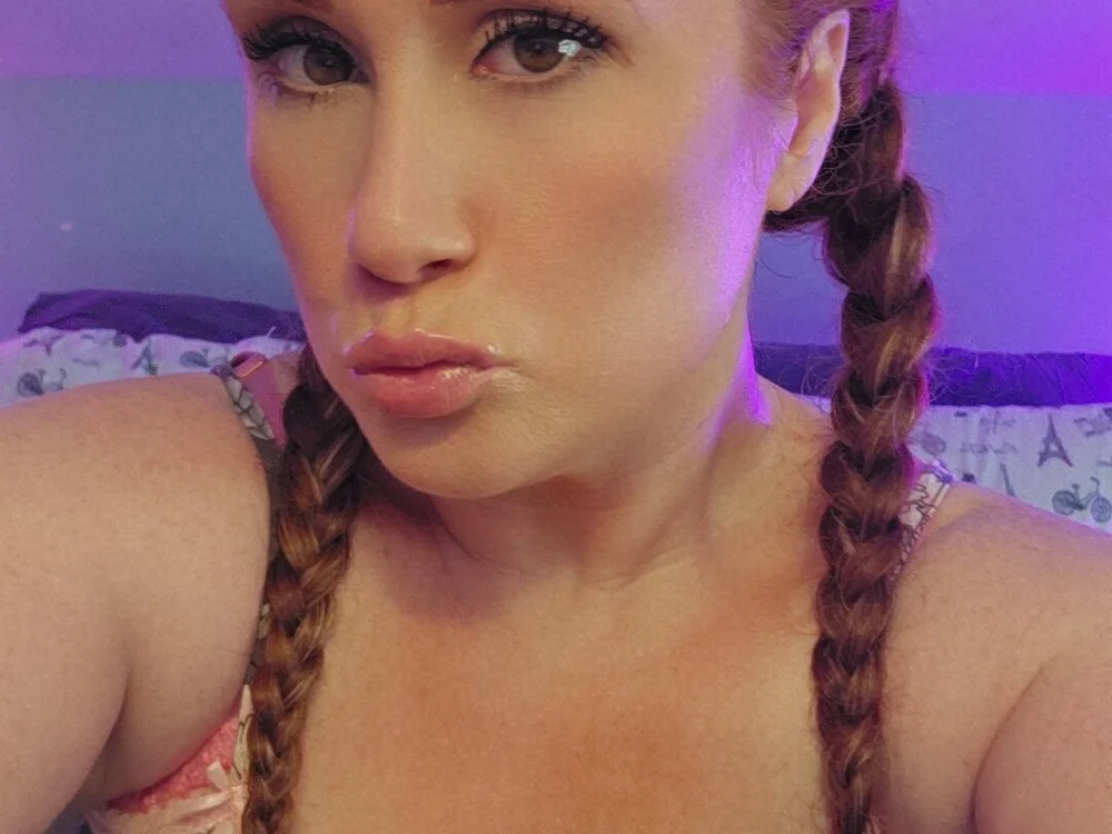 Ginger_Games' Offline Chat Room