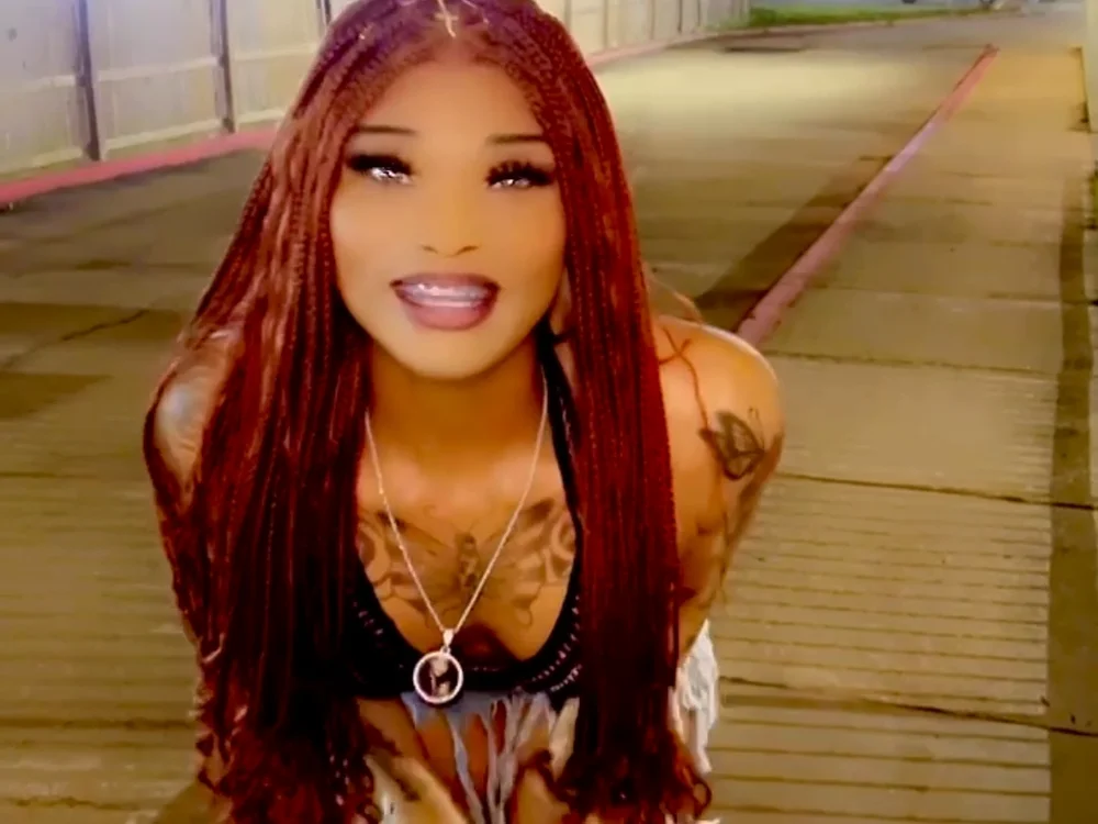 GoddsChrissy অফলাইন XXX চ্যাট