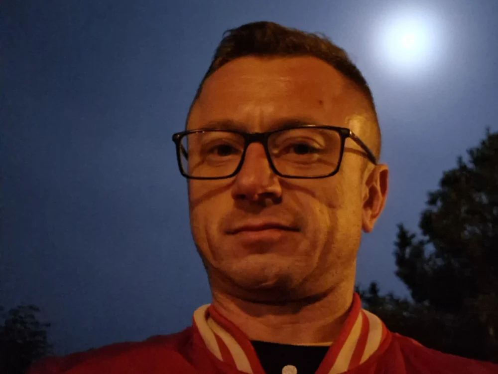 logoutlick69 Offline XXX Chat