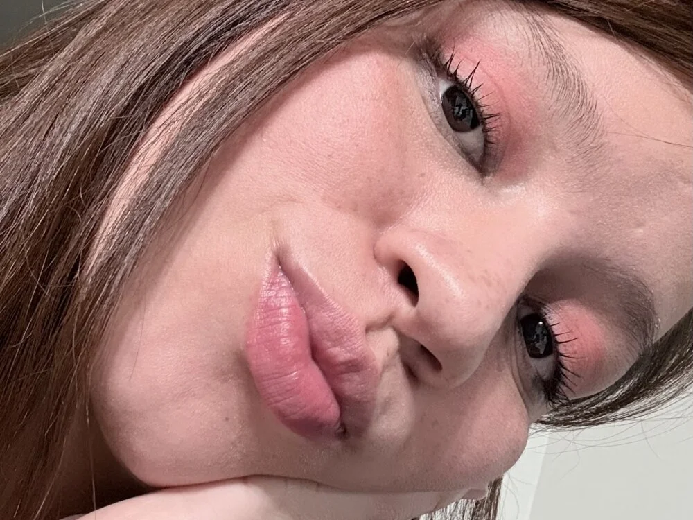 Sweety_Naten Offline XXX chat