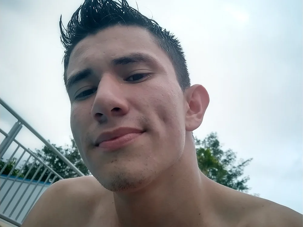 Jhon122319 offline chatrum