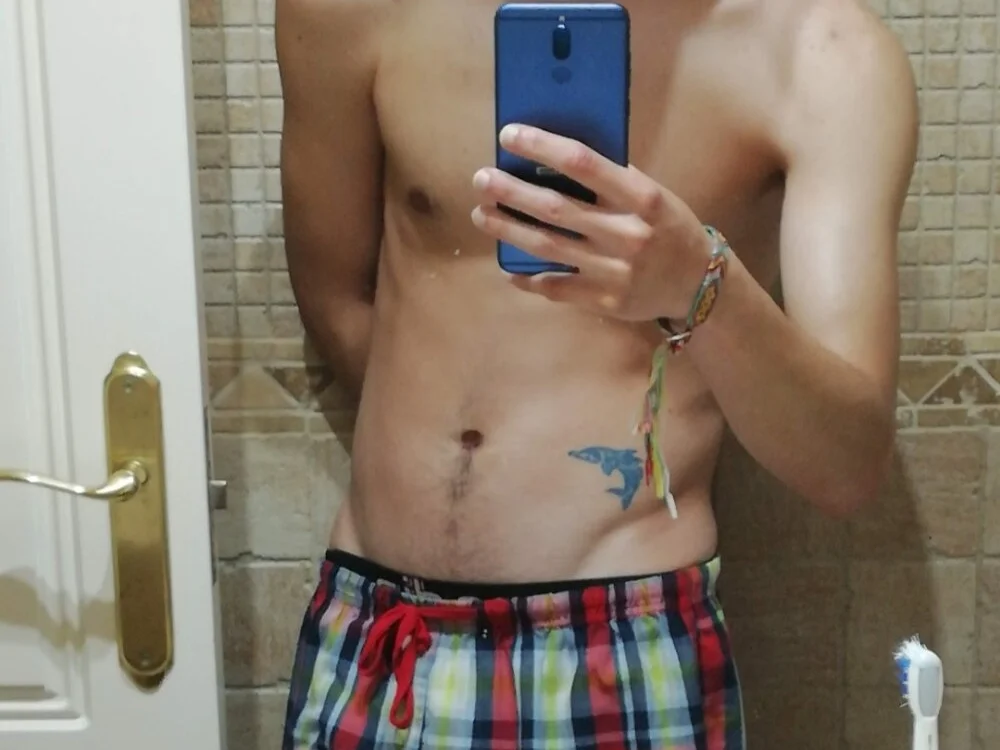 spanishlatin 離線 XXX 聊天