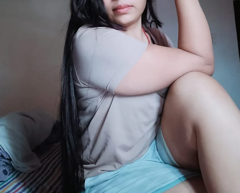 luvpriyaa's Offline XXX Chat