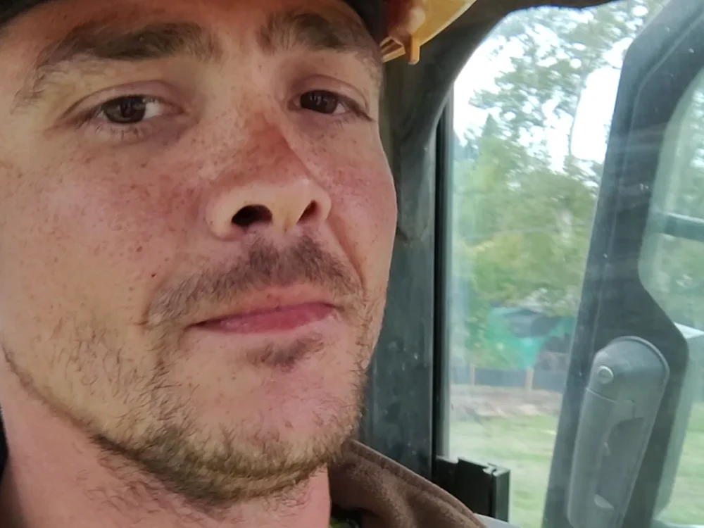 Offline chatovací místnost BlueCollarMan88