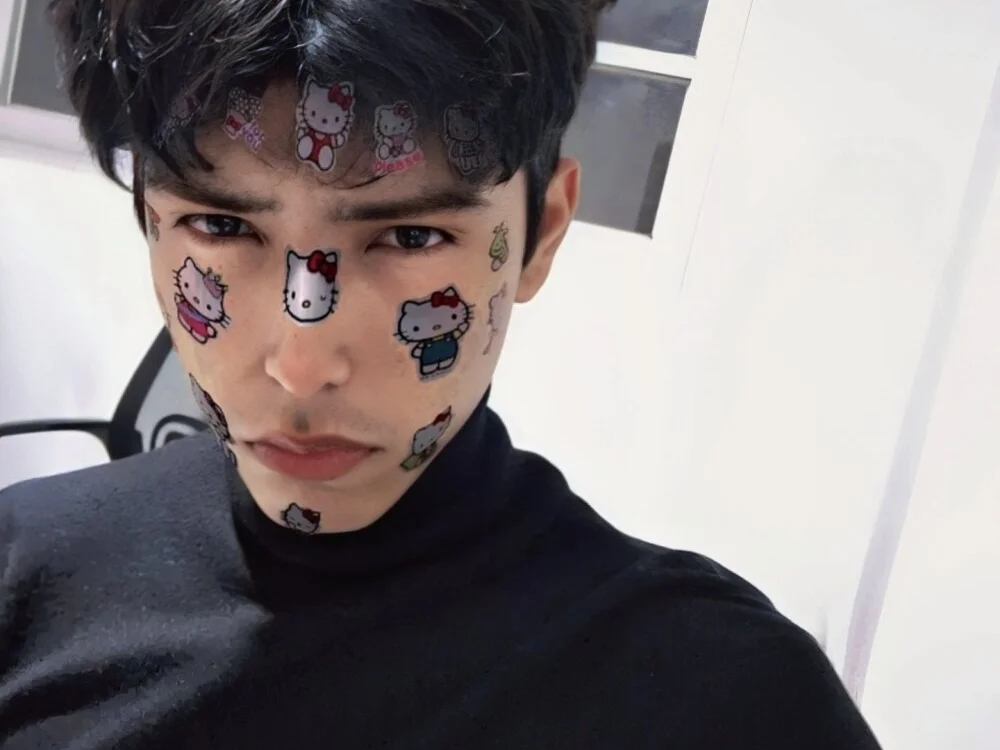 Franci11 Offline XXX-chat