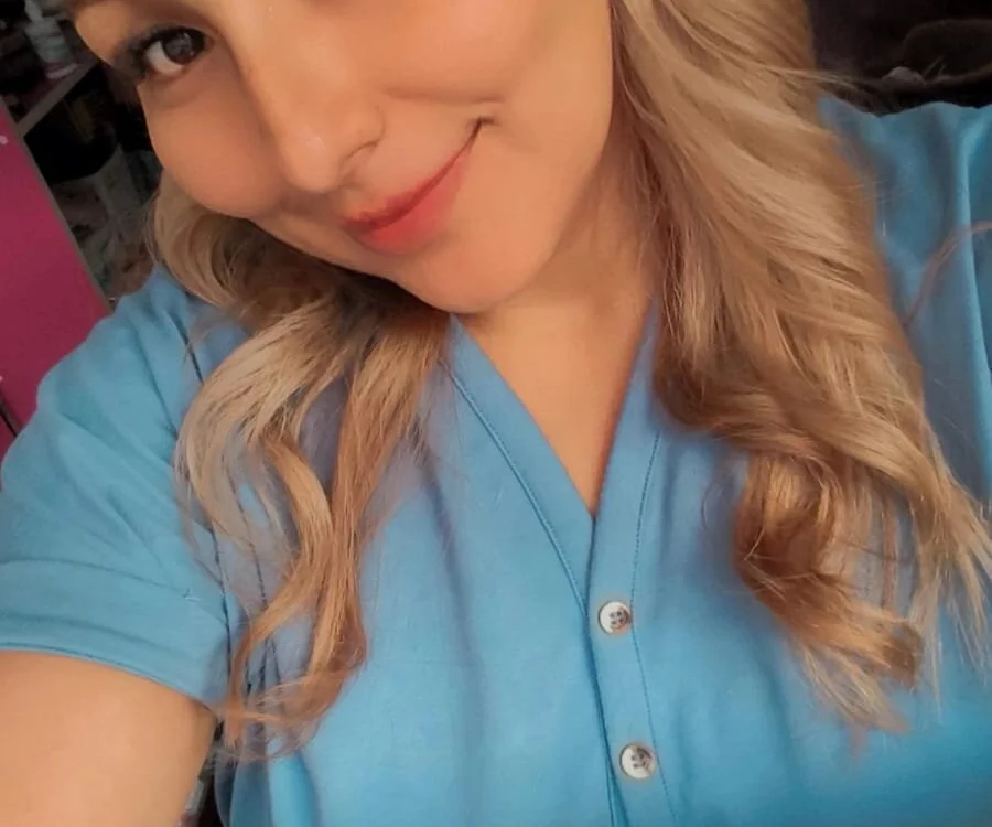 cacherom Adlı Modelin Çevrimdışı XXX Sohbeti