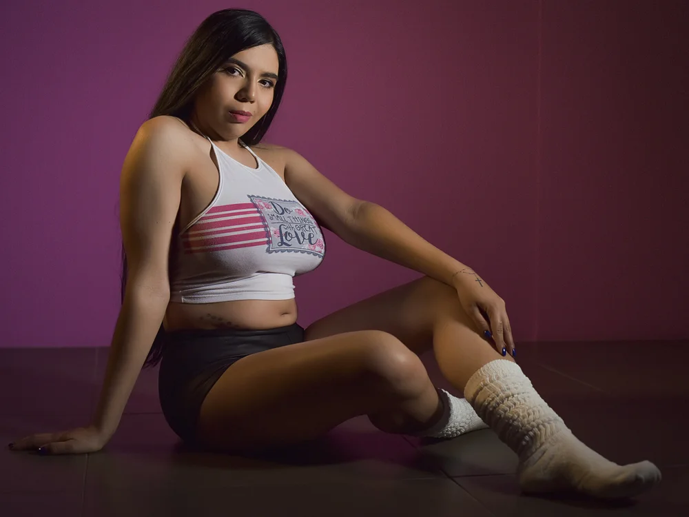 sofia_martinss' Offline XXX Chat