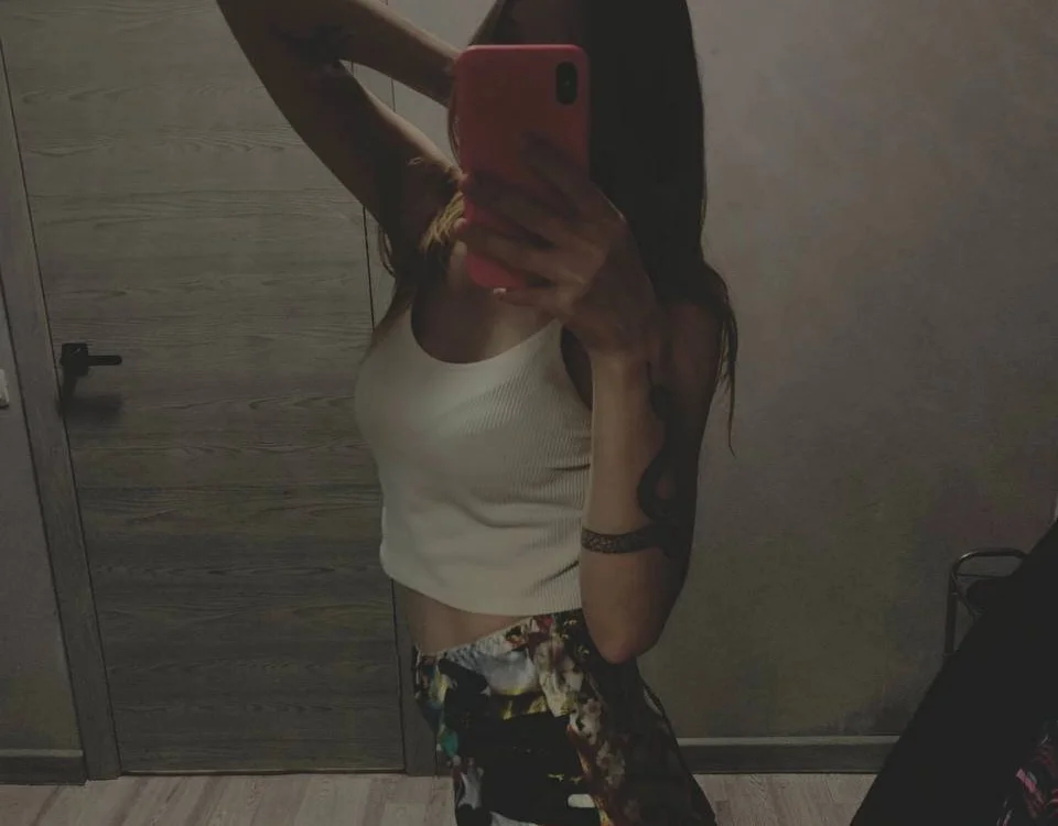 Lucy__Green offline chatrum