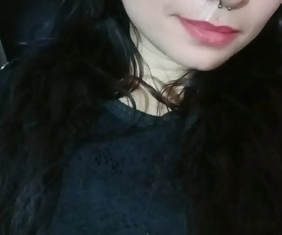 Eva_Roussell 離線 XXX 聊天