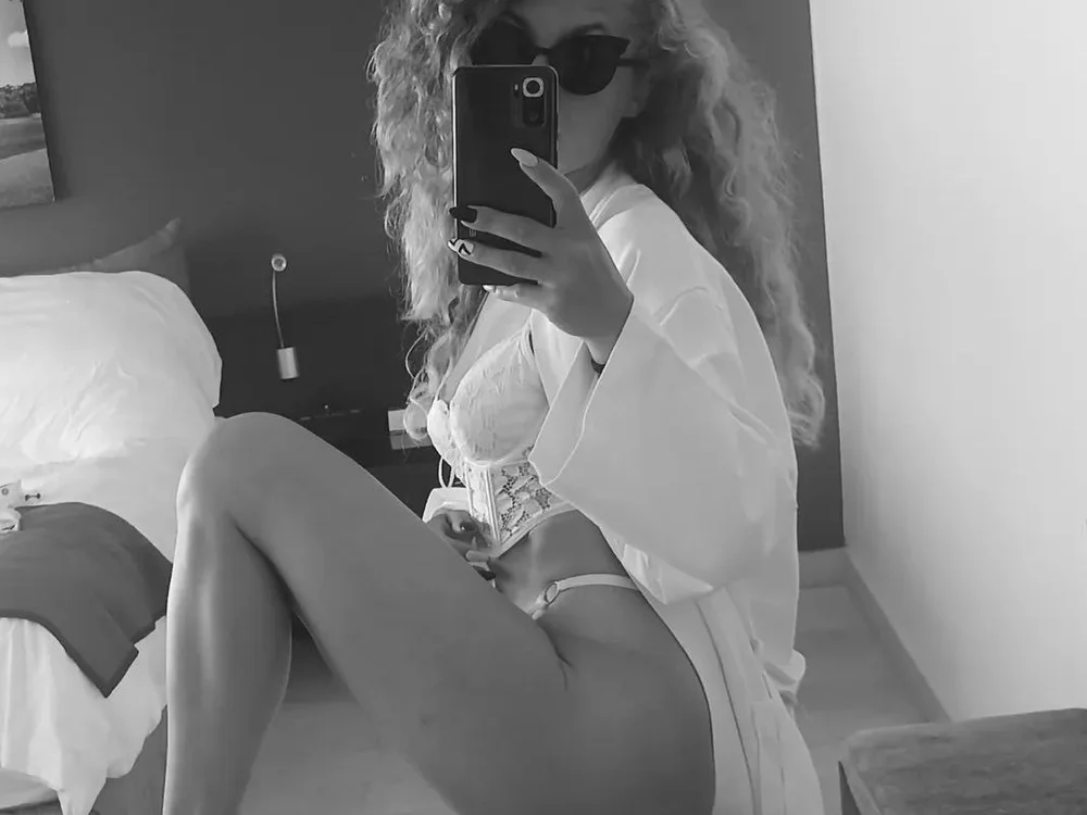 cover photo of Curly_054