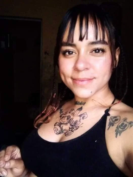 NahomiFoxX's Offline XXX Chat