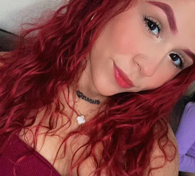 SabrinaBaby1's Offline Chat Room