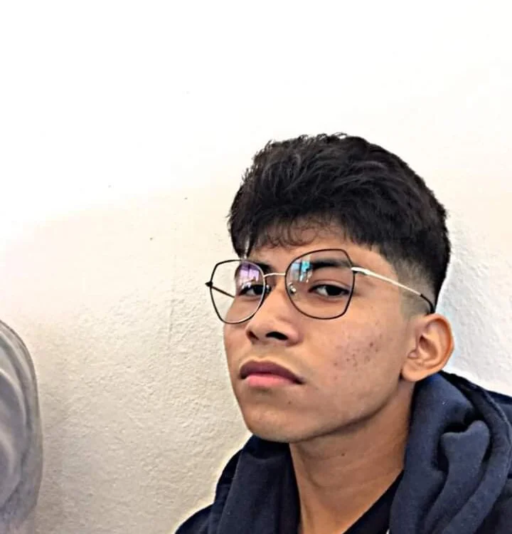 Carlos_Criollo's Offline Chat Room