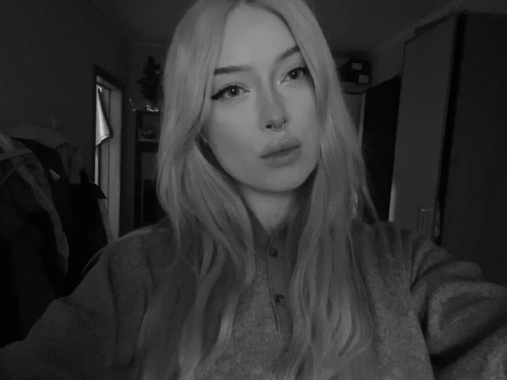 ChristinBland – Offline XXX chat