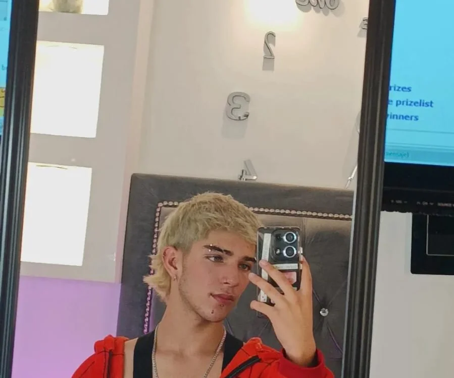 Demian_MilersのオフラインXXXチャット