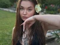 Chat XXX en directo de ArishaSkyLove