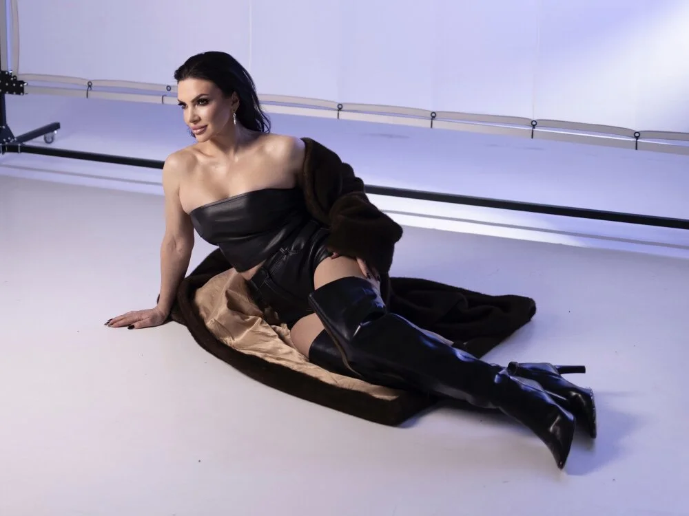 Sembang XXX Luar Talian Savolira