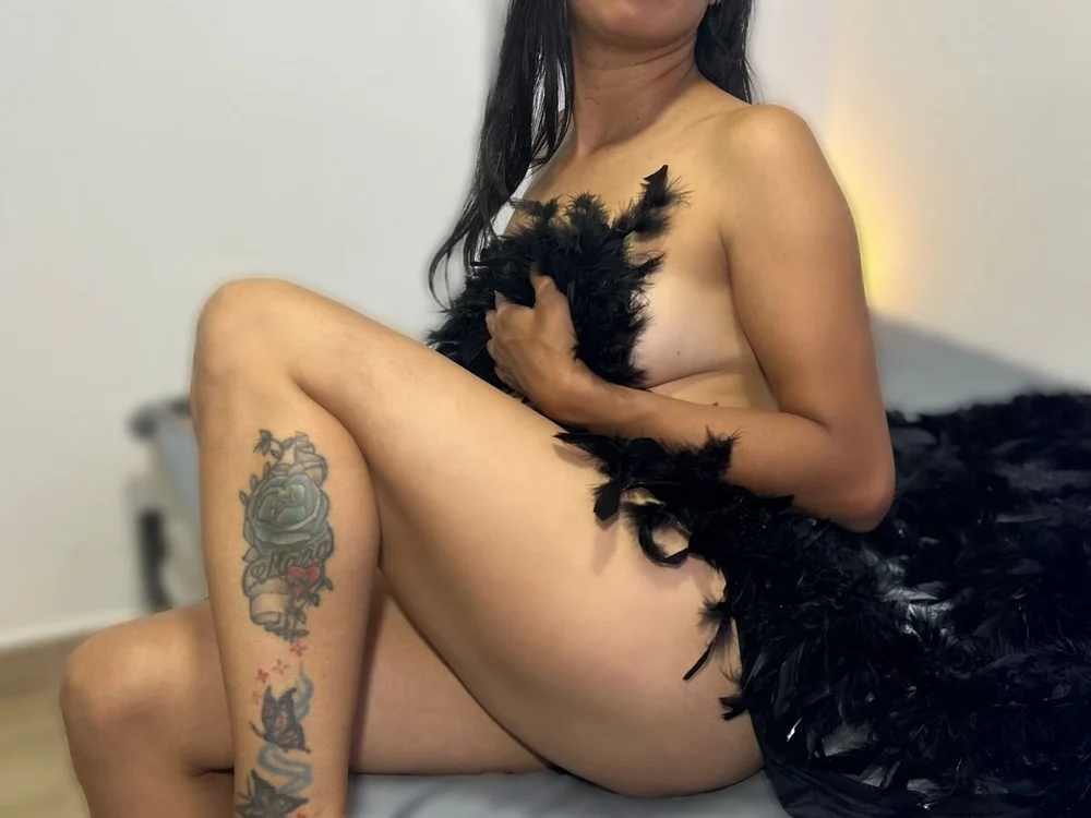 zoe_xotic's Offline XXX Chat