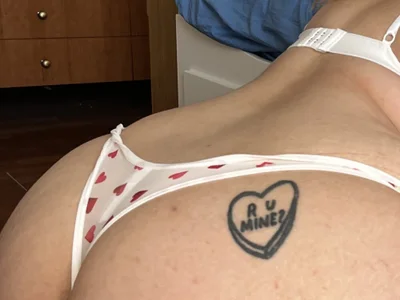 bybabyblue - striptease white