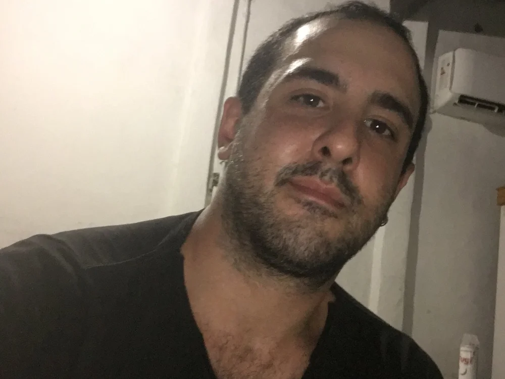 Leo9944mm: συνομιλία ΧΧΧ εκτός σύνδεσης