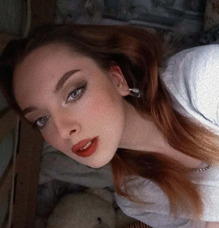 Czat XXX offline – CorinneRomag