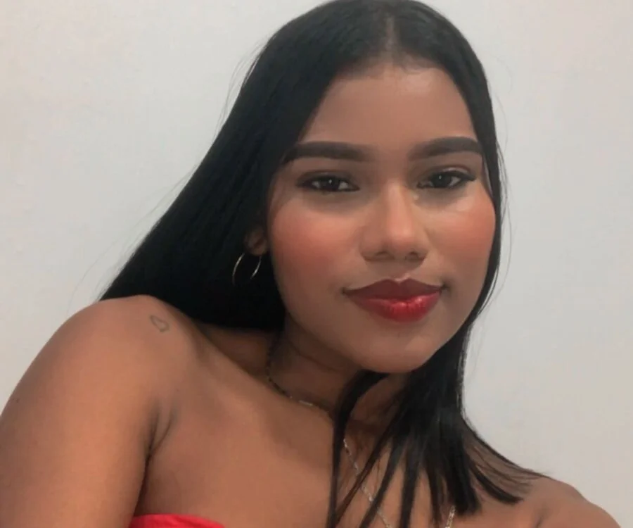 Isabel_Winx's Offline XXX Chat