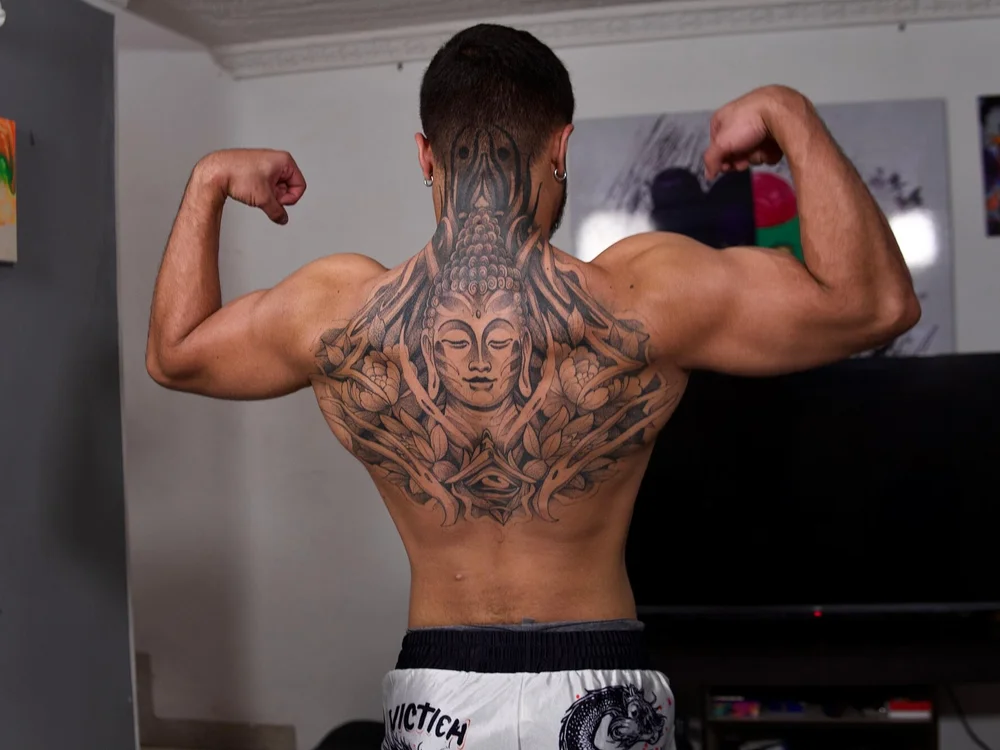 roger_belmont: офлайн-секс-чат