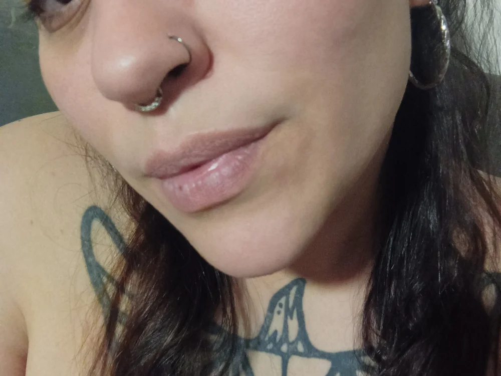 lolacurvis23 offline chatrum