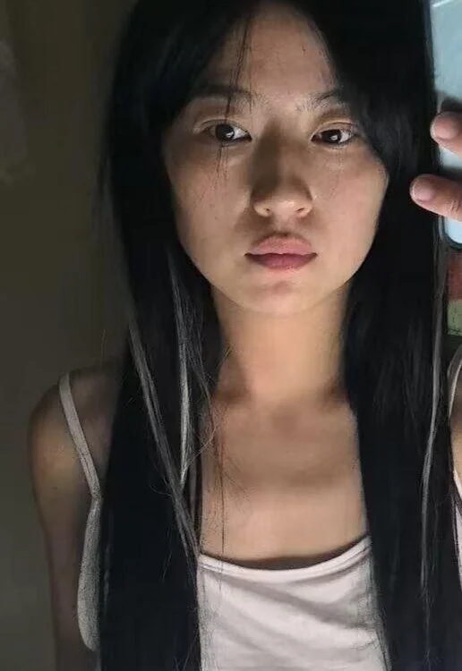 Olivia_MM Obrolan XXX Offline