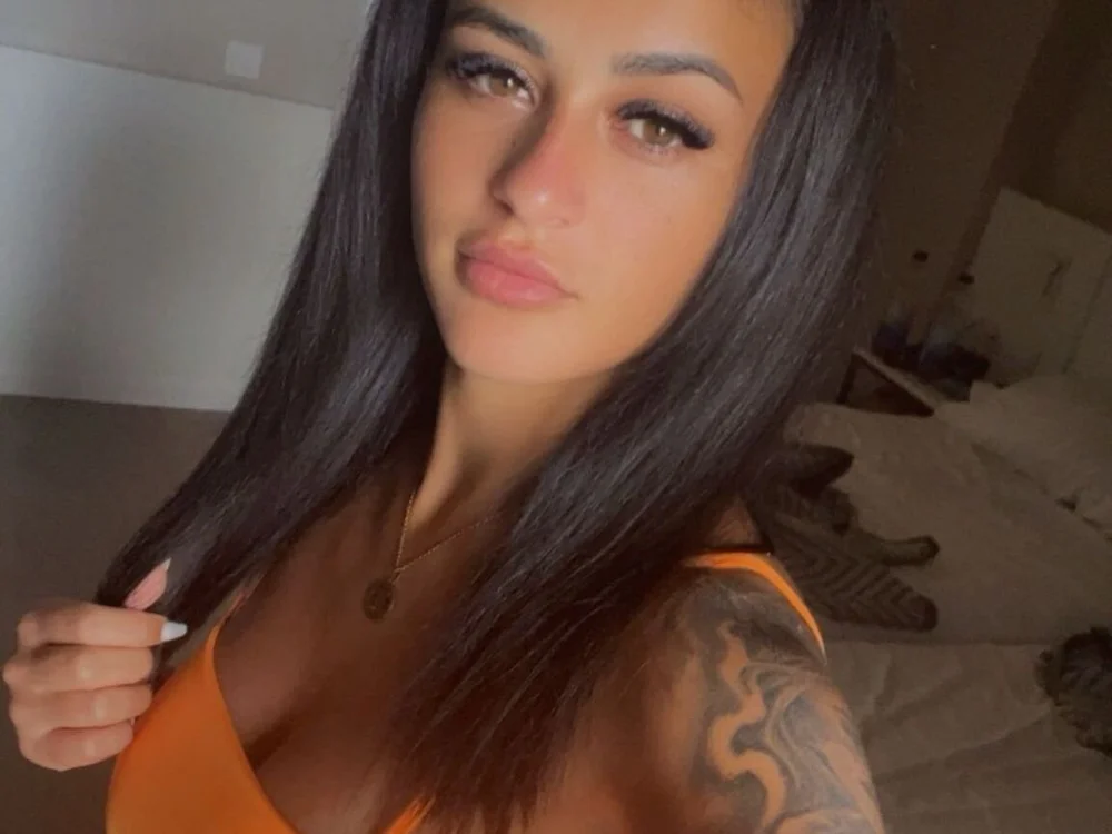 MelindaRuiz's most recent online preview