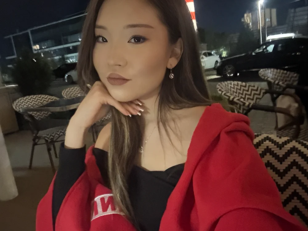 Adriana03