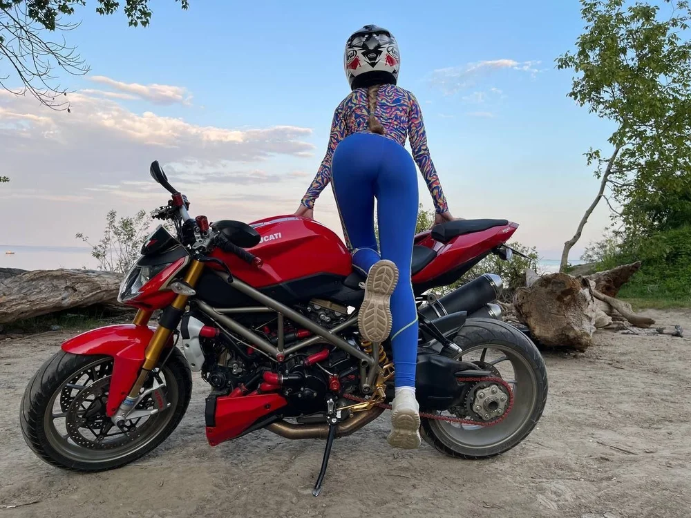 Vita-min_4ik cam model