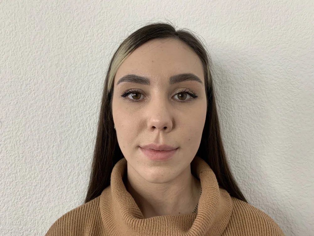 DonnaHall offline chatrum
