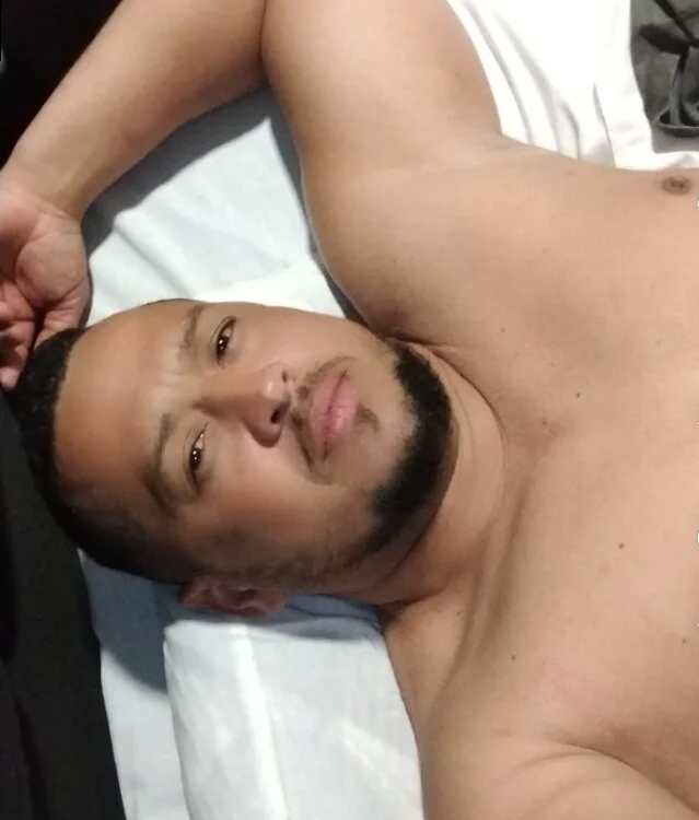 reyde15cm's Offline Chat Room