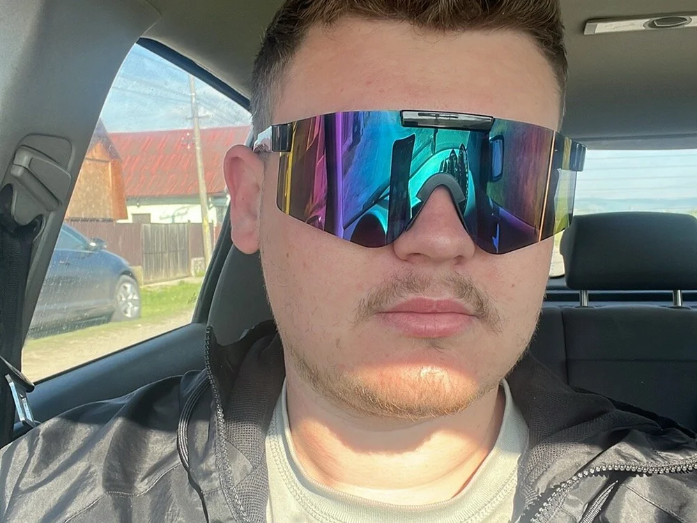 boby__hot's Offline Chat Room