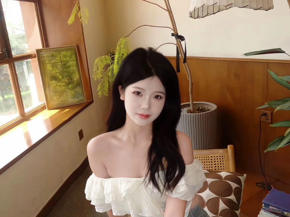 ห้องแชทออฟไลน์ของ AYY-1
