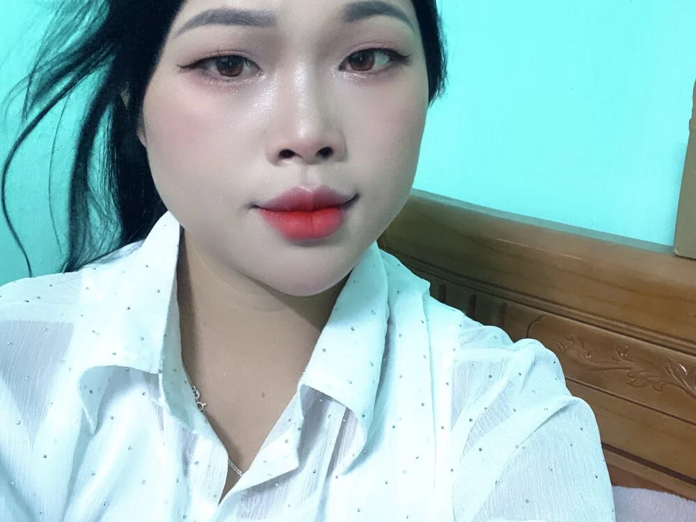 Kaylee00 离线XXX聊天