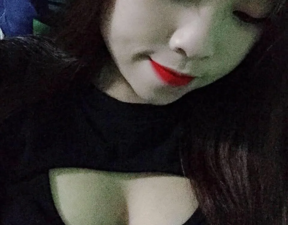 tinyk6n Offline XXX chat