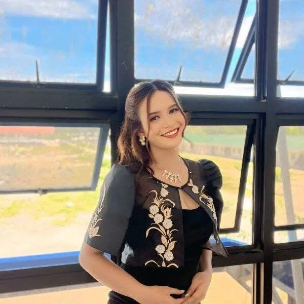 ur_hotconfetti: офлайн-секс-чат