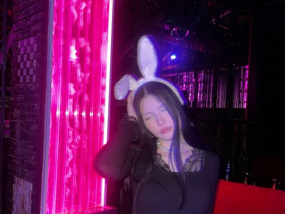 Chatroom XXX hors ligne de Bingebae