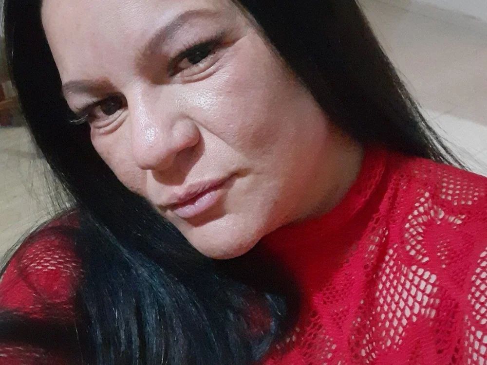 sara_hotsx offline chatrum