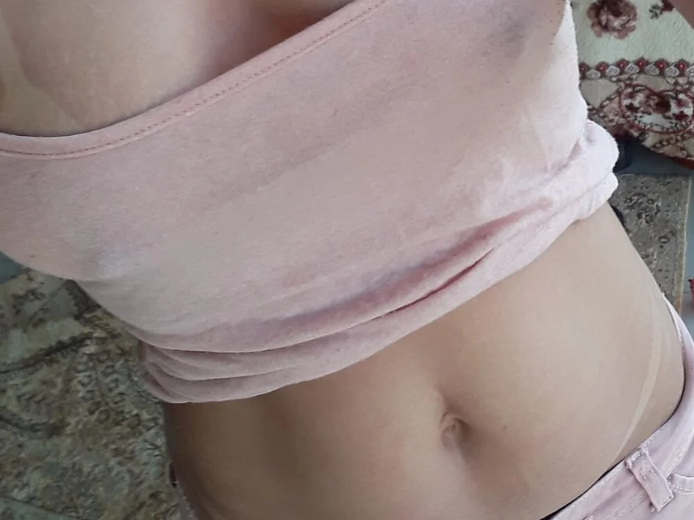 Meganlola 离线XXX聊天