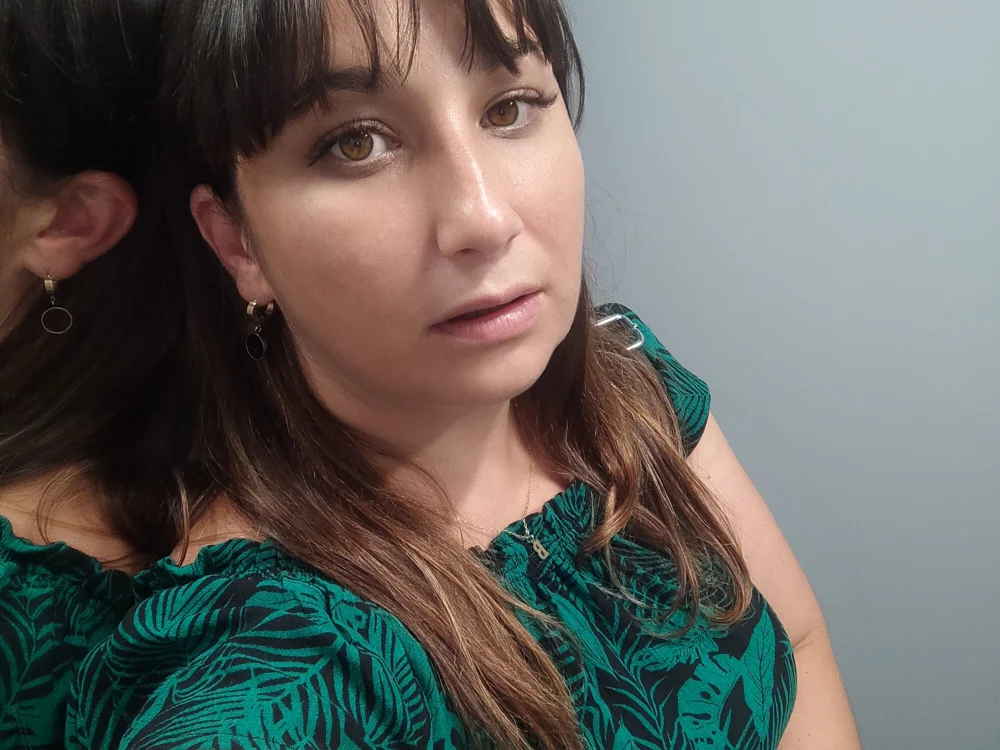 Cindy_Helga's Offline Chat Room